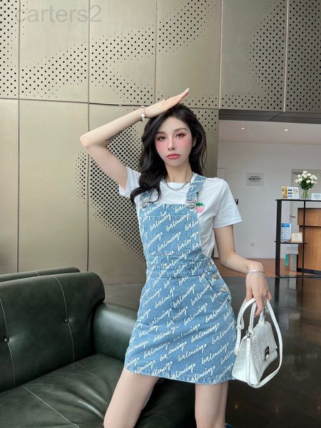 casual dresses designer 22 spring and summer new full printed letters high waist suspender skirt, age reducing, thin, foreign style skirt 2a, Black;gray
casual dresses designer 22 spring and summer new full printed letters high waist suspender skirt, age reducing, thin, foreign style skirt 2a, Black;gray