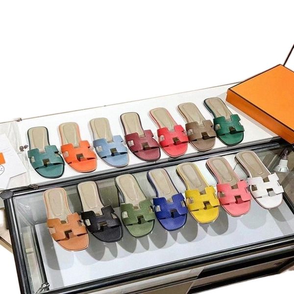 2021slippers designer slippers leather sandal slides 2 straps with adjusted gold buckles men and women summer flip flops have box size 35-46, Black
2021slippers designer slippers leather sandal slides 2 straps with adjusted gold buckles men and women summer flip flops have box size 35-46, Black