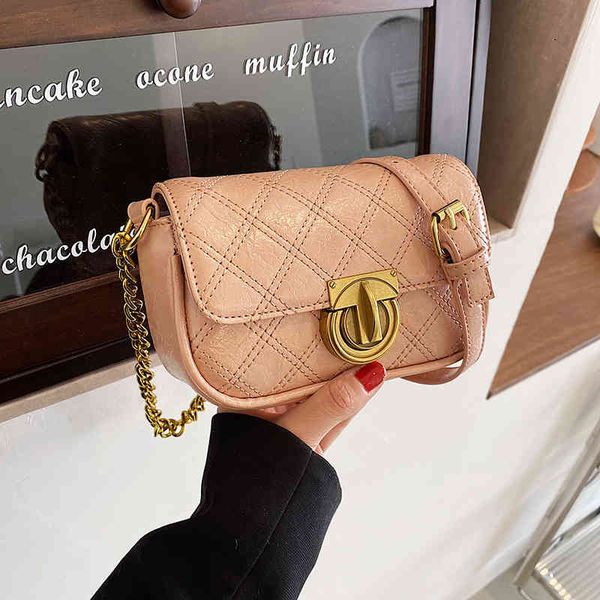 feeling lingge small fragrance temperament underarm bag 2022 new fashion net red one shoulder chain cross arm square female designer bags
feeling lingge small fragrance temperament underarm bag 2022 new fashion net red one shoulder chain cross arm square female designer bags