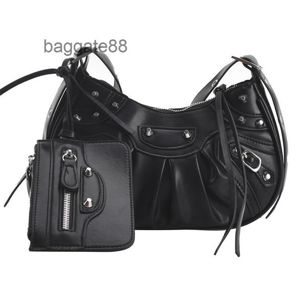 luxury designer bag bbalencagss handbags 2022 women's bag street trend rivet motorcycle armpit shoulder
luxury designer bag bbalencagss handbags 2022 women's bag street trend rivet motorcycle armpit shoulder