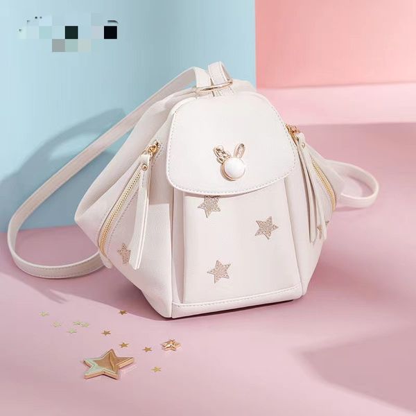 2022 new fashion small shoulder bag single shoulder dual-purpose high-end foreign style super hot
2022 new fashion small shoulder bag single shoulder dual-purpose high-end foreign style super hot