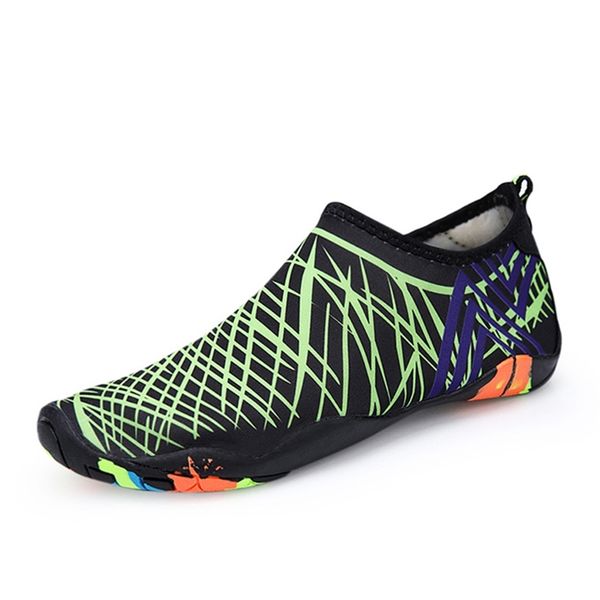 7696 sneakers swimming shoes quick-drying aqua and children water zapatos de mujer beach water shoes 220610, Black
7696 sneakers swimming shoes quick-drying aqua and children water zapatos de mujer beach water shoes 220610, Black