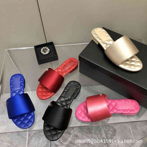 slippers in the summer of , small fragrant flat bottom slippers, women's lingge buckle flip flops, are worn on beach for leisure and, Black
slippers in the summer of , small fragrant flat bottom slippers, women's lingge buckle flip flops, are worn on beach for leisure and, Black