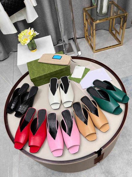summer women's slippers sandals crocodile print pump black leather slipper metallic mid-heel sandal designer luxury fashion pool beach
summer women's slippers sandals crocodile print pump black leather slipper metallic mid-heel sandal designer luxury fashion pool beach
