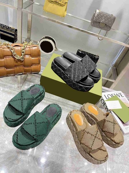 designer fashion g slippers slide men women sandals thick bottom slipper luxury flat high heels flip flops shoes embroidered platform rubber, Black 
designer fashion g slippers slide men women sandals thick bottom slipper luxury flat high heels flip flops shoes embroidered platform rubber, Black
