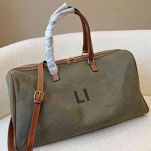 duffel bags classic travel luggage bag women luxurys designer bags large capacity handbag men casual letters shoulder 220812
duffel bags classic travel luggage bag women luxurys designer bags large capacity handbag men casual letters shoulder 220812