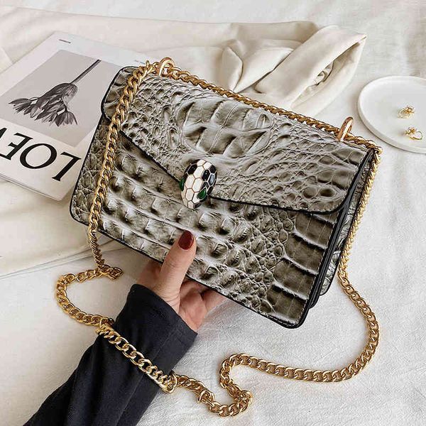 pattern c new chic chain small personalized shoulder lady 2022 luxury brand fashion design versatile ladies bags
pattern c new chic chain small personalized shoulder lady 2022 luxury brand fashion design versatile ladies bags