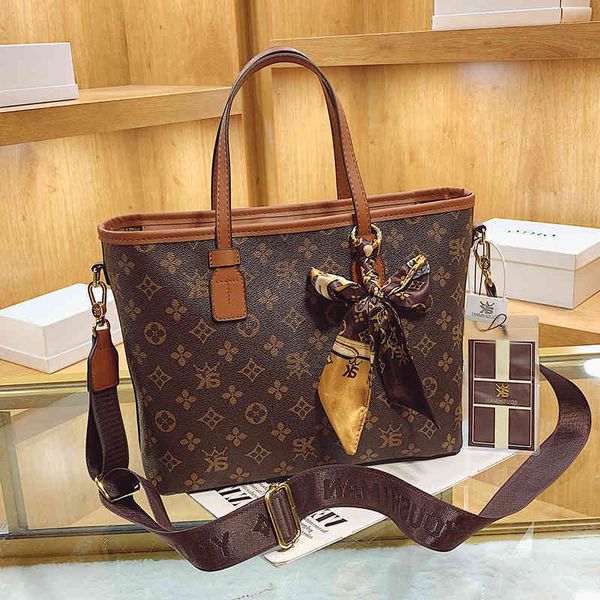 2022 factory wholesale new large women's large capacity new versatile autumn winter texture single shoulder bag simple class commuter t
2022 factory wholesale new large women's large capacity new versatile autumn winter texture single shoulder bag simple class commuter t