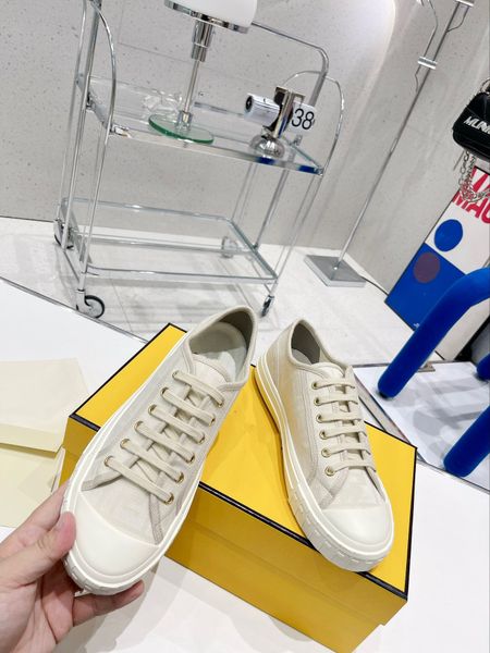 casual shoes women travel leather lace-up sneaker cowhide fashion lady flat designer running trainers letters woman shoe platform men gym sn, Black
casual shoes women travel leather lace-up sneaker cowhide fashion lady flat designer running trainers letters woman shoe platform men gym sn, Black