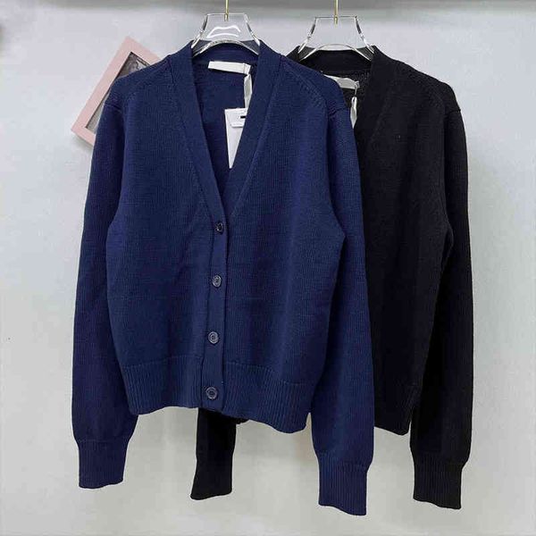 women's knits tees d family early spring women's knitted cardigan with embroidered letters on the back v-neck solid color men', White
women's knits tees d family early spring women's knitted cardigan with embroidered letters on the back v-neck solid color men', White