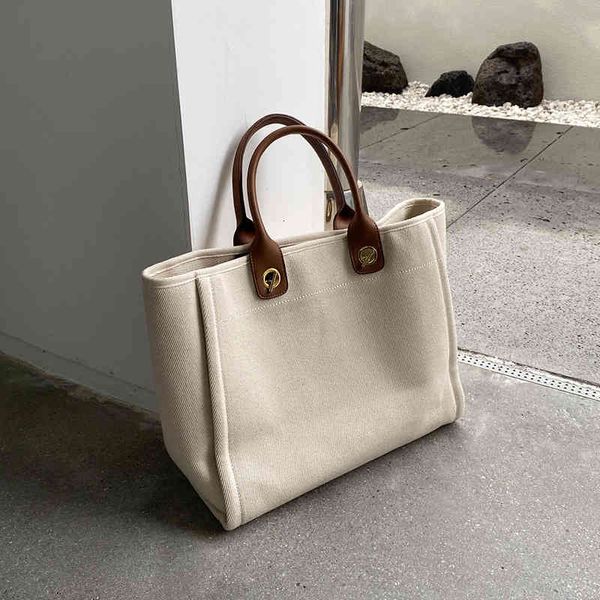 fashion simple personality 2022 brand summer splicing chain canvas shoulder tote high capacity luxury womens designer bag
fashion simple personality 2022 brand summer splicing chain canvas shoulder tote high capacity luxury womens designer bag