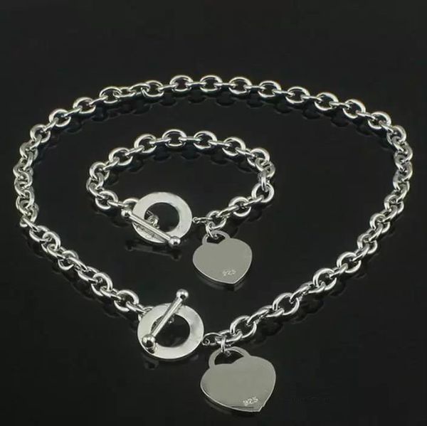 luxury designer sterling silver heart bangle necklaces +bracelet set shape original fashion classic bracelet women jewelry gift with box
luxury designer sterling silver heart bangle necklaces +bracelet set shape original fashion classic bracelet women jewelry gift with box