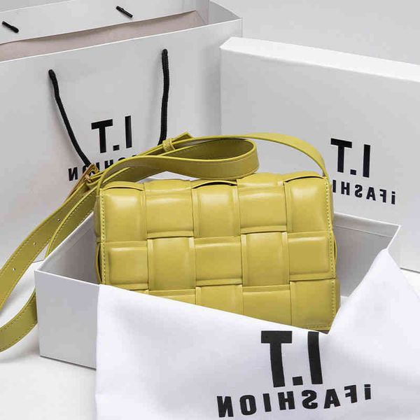 venetas handbags designer bottegas cassette leather same woven pillow single shoulder slant span small square bag women's summer yp7l
venetas handbags designer bottegas cassette leather same woven pillow single shoulder slant span small square bag women's summer yp7l