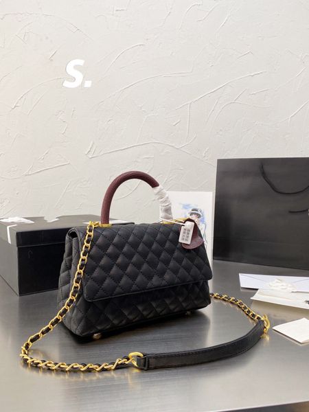 designers shoulder bag luxury tote purse handbag message bags cluth brand classic genuine leather crossbody handle gold chain original box s
designers shoulder bag luxury tote purse handbag message bags cluth brand classic genuine leather crossbody handle gold chain original box s