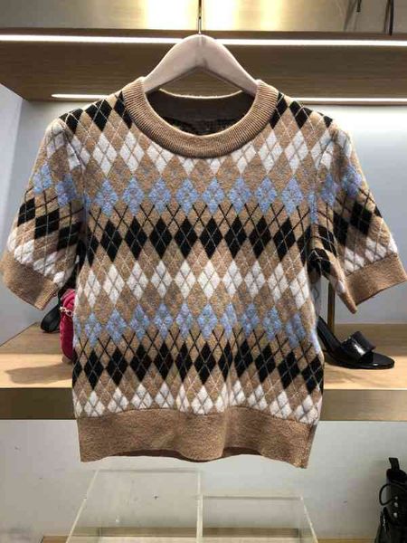 women's sweaters spring and summer lady blended rhombic jacquard sweater short sleeved blouse, White;black
women's sweaters spring and summer lady blended rhombic jacquard sweater short sleeved blouse, White;black