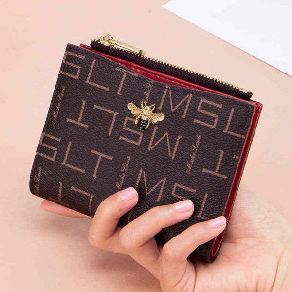leather bee wallets for women business short female purse card holder trend purses 220614, Red;black
leather bee wallets for women business short female purse card holder trend purses 220614, Red;black