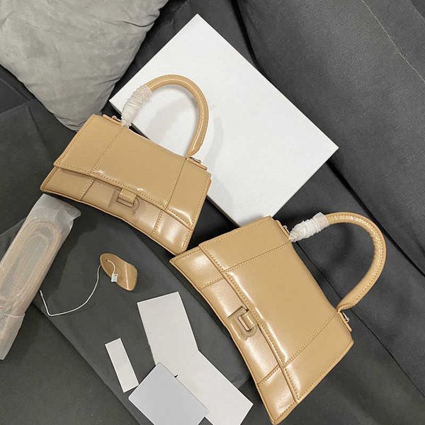 crossbody bags handbag woman handbag shoulder bag fashion designer hourglass messenger wallet handle handbags dinner leather luggage tag hig
crossbody bags handbag woman handbag shoulder bag fashion designer hourglass messenger wallet handle handbags dinner leather luggage tag hig