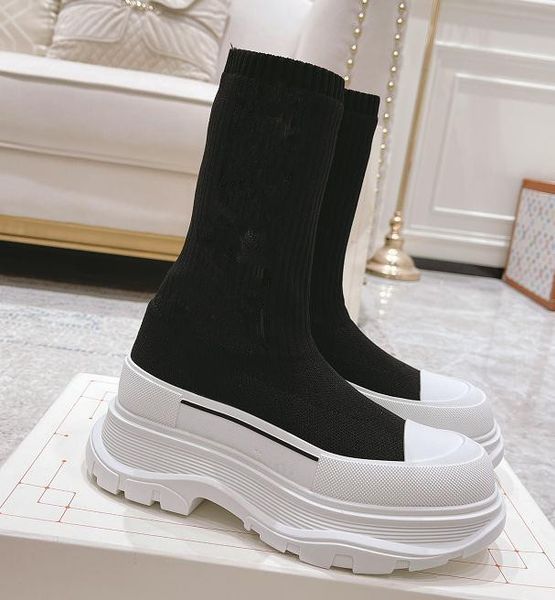 new men's and women's knitted boots graffiti breathable heightened thick-soled ankle boot elastic socks martin boots couple shoes, Black
new men's and women's knitted boots graffiti breathable heightened thick-soled ankle boot elastic socks martin boots couple shoes, Black