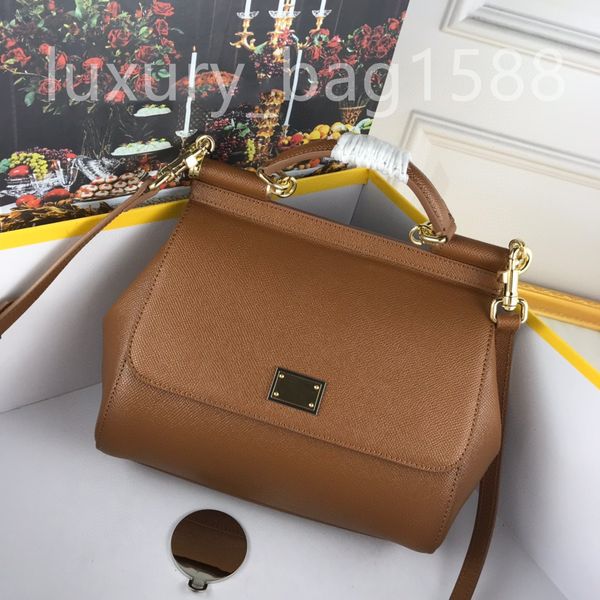 leisure bag women's boutique cowhide material 2022 boutique women's bag classic women's designer fashion luxury
leisure bag women's boutique cowhide material 2022 boutique women's bag classic women's designer fashion luxury