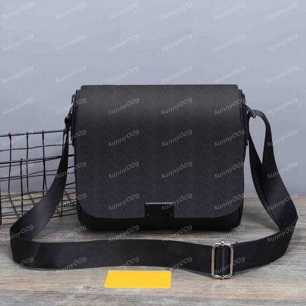 men's briefcase business shoulder bag cross body famous fashion work package messenger bags classic a variety of styles
men's briefcase business shoulder bag cross body famous fashion work package messenger bags classic a variety of styles