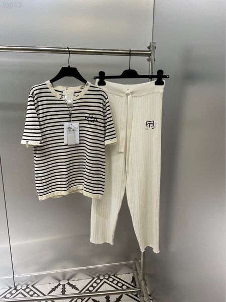 two piece dress designertwo designer 21 early autumn new style small fragrance classic black-and-white stitching contrast stripes loose and
two piece dress designertwo designer 21 early autumn new style small fragrance classic black-and-white stitching contrast stripes loose and