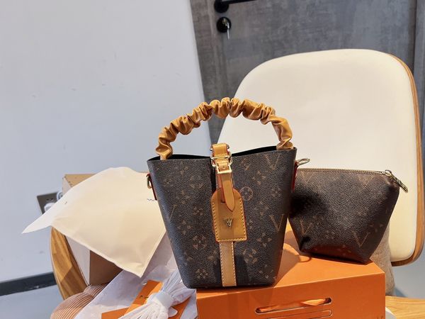 designers luxury bags for womens louiseity 1 viutonity handbags lvs crossbody shoulder the tote bag multicolour capacity versatile 7a wallet
designers luxury bags for womens louiseity 1 viutonity handbags lvs crossbody shoulder the tote bag multicolour capacity versatile 7a wallet
