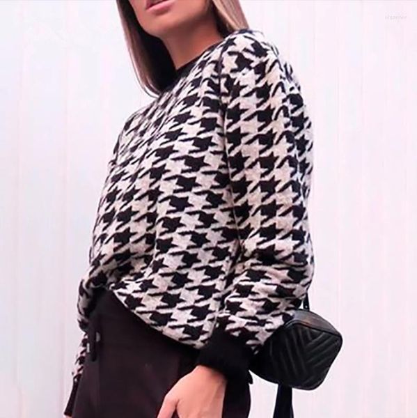 geometric khaki knitted sweater casual retro houndstooth lady pullover autumn jumper om, White;black
geometric khaki knitted sweater casual retro houndstooth lady pullover autumn jumper om, White;black
