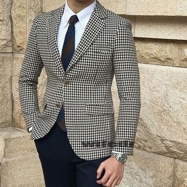 men's tracksuits houndstooth plaid casual blazer for men suit jacket with 2 side slit slim fit male coat fashion clothes arrival 220826, Gray
men's tracksuits houndstooth plaid casual blazer for men suit jacket with 2 side slit slim fit male coat fashion clothes arrival 220826, Gray