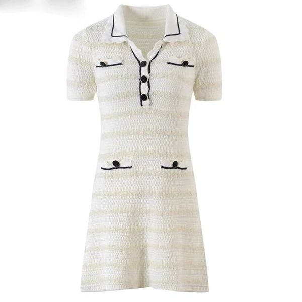 526 2022 summer kint pullover short sleeve lapel neck brand same style sweater white plaid luxury womens clothes yingjie, White;black
526 2022 summer kint pullover short sleeve lapel neck brand same style sweater white plaid luxury womens clothes yingjie, White;black