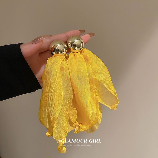 silver needle organza petal ribbon pearl tassel earrings french rococo style high-key eardrop special-interest earrings female, Golden
silver needle organza petal ribbon pearl tassel earrings french rococo style high-key eardrop special-interest earrings female, Golden