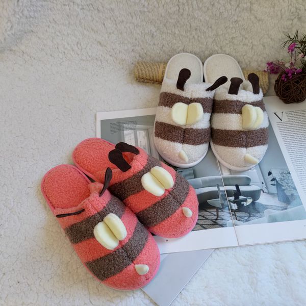 new slippers lady autumn/winter cartoon bee cute plush couple warm room soft sole slippers in the home, Black
new slippers lady autumn/winter cartoon bee cute plush couple warm room soft sole slippers in the home, Black