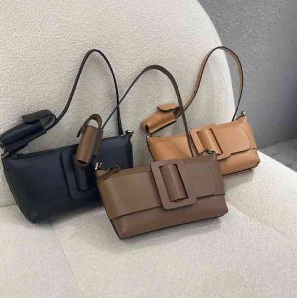 thai minority design hand-held single shoulder armpit bag 2022 layer leather method stick generous buckle
thai minority design hand-held single shoulder armpit bag 2022 layer leather method stick generous buckle