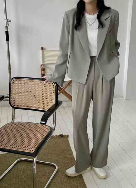 women's suits blazers d korean loose temperament short coat fashionable and simple one button suit women's, White;black
women's suits blazers d korean loose temperament short coat fashionable and simple one button suit women's, White;black