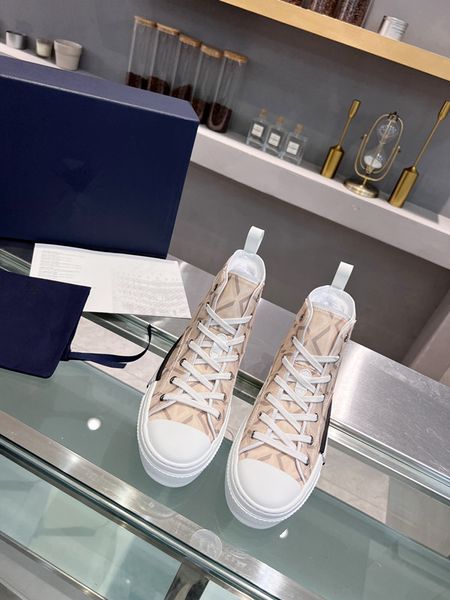 spring autumn new fashion sandals the lovers ankle shoes casual sports shoes beautiful appearance comfortable foot feeling simple and elegan, Black
spring autumn new fashion sandals the lovers ankle shoes casual sports shoes beautiful appearance comfortable foot feeling simple and elegan, Black