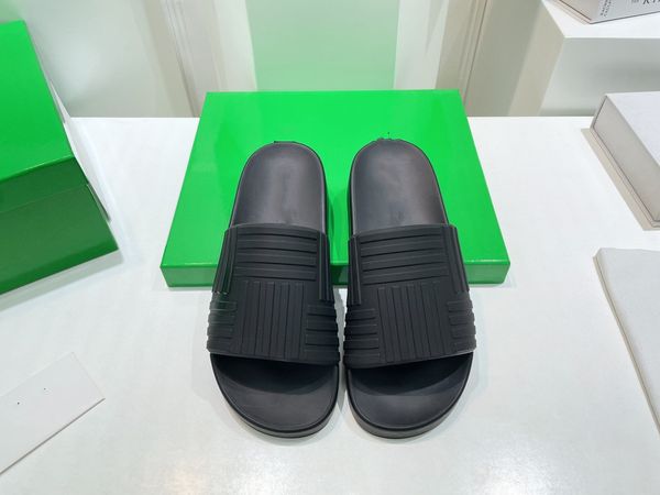 2022 new rubber slides sandals floral brocade women men slipper flat bottoms flip flops womens fashion striped beach slippers 0508, Black
2022 new rubber slides sandals floral brocade women men slipper flat bottoms flip flops womens fashion striped beach slippers 0508, Black