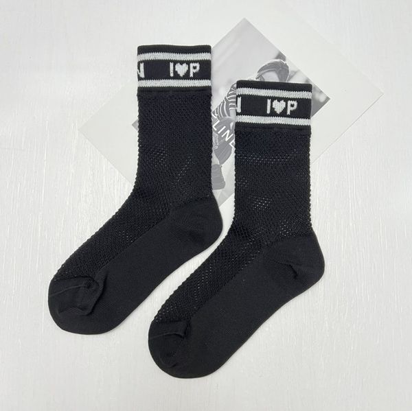 classic spring womens summer hosierys brand d's sock fashion hollow letter tube love style socks mercerized wool female hosiery thin co, Black;white
classic spring womens summer hosierys brand d's sock fashion hollow letter tube love style socks mercerized wool female hosiery thin co, Black;white