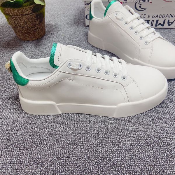 2022 luxurys designer ace shoes men womens sneakers bee chaussures leather trainers embroidery stripes sneaker walking sports shoe size 35-4, Black
2022 luxurys designer ace shoes men womens sneakers bee chaussures leather trainers embroidery stripes sneaker walking sports shoe size 35-4, Black