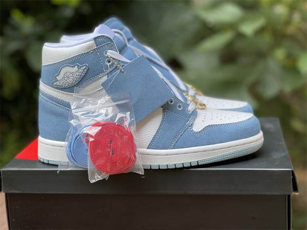 authentic 1 high og wmns denim basketball shoes white worn blue metallic gold 1s sneakers retro men women sports shoes with box
authentic 1 high og wmns denim basketball shoes white worn blue metallic gold 1s sneakers retro men women sports shoes with box