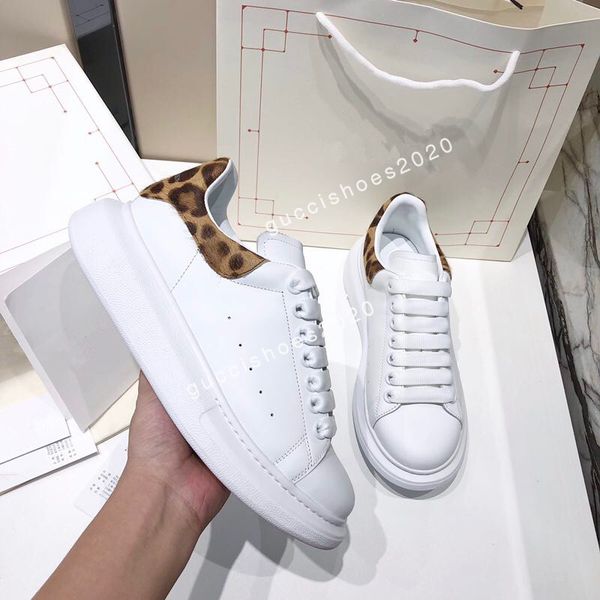2022 designer casual shoes leather luxury velvet suede womens espadrilles trainers mens women lace up platform sole sneakers, Black;red
2022 designer casual shoes leather luxury velvet suede womens espadrilles trainers mens women lace up platform sole sneakers, Black;red