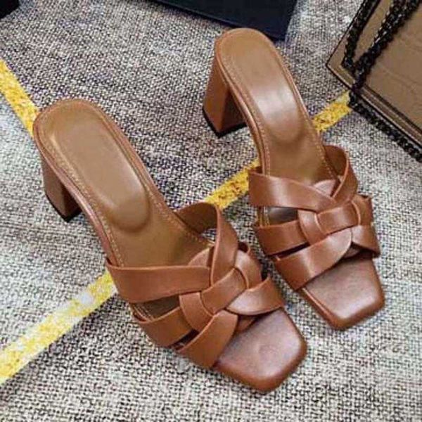 luxury flat sandal design embroidery black slippers shallow beach leisure indoor lace lock box full set of accessories 35-41 shoe008 5-88
luxury flat sandal design embroidery black slippers shallow beach leisure indoor lace lock box full set of accessories 35-41 shoe008 5-88