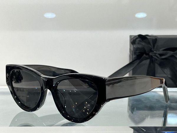 womens sunglasses for women men sun glasses mens m94 fashion style protects eyes uv400 lens with random backaging, White;black
womens sunglasses for women men sun glasses mens m94 fashion style protects eyes uv400 lens with random backaging, White;black