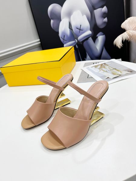 2022 leather high heel sandals 2022 summer popular fashion slippers designer women shoes, Black
2022 leather high heel sandals 2022 summer popular fashion slippers designer women shoes, Black