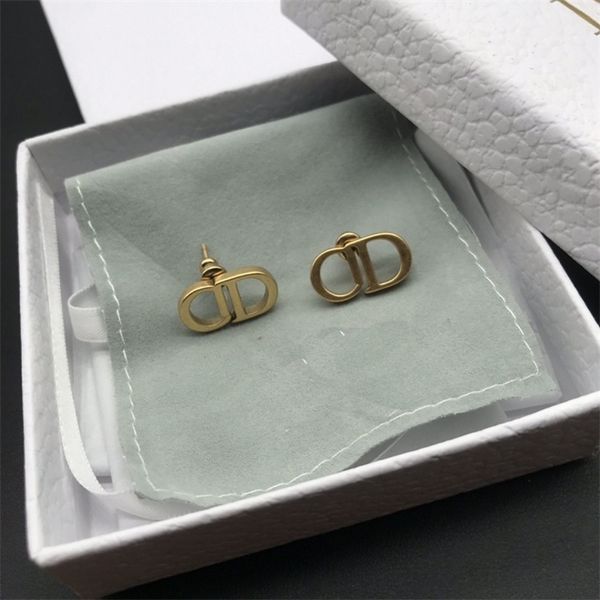 fashion jewelry online star same letter brass 925 silver needle temperament versatile earrings, Golden
fashion jewelry online star same letter brass 925 silver needle temperament versatile earrings, Golden