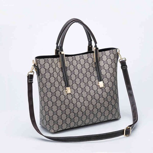 purses sale women's bag new sling one shoulder messenger bag printed high-capacity handbag tote bag
purses sale women's bag new sling one shoulder messenger bag printed high-capacity handbag tote bag