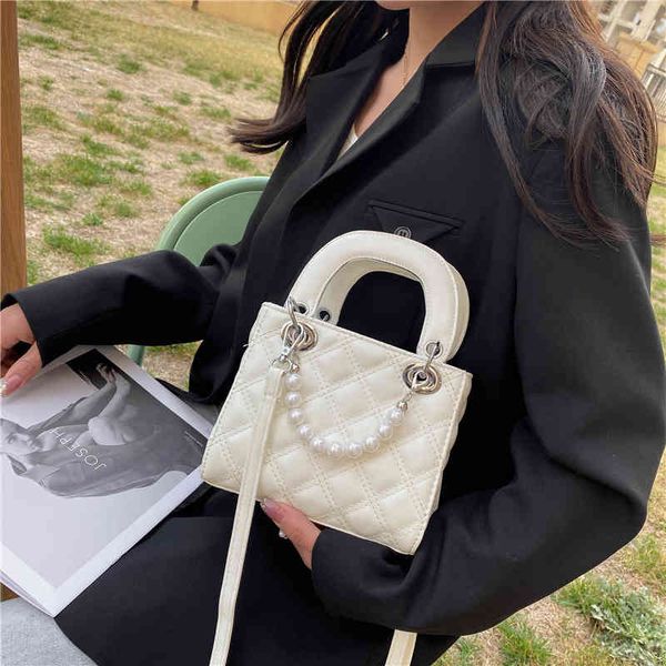 women's fashion personality trend brand bag wholesale net red 2021 new early spring korean versatile msenger fairy lingge handbag
women's fashion personality trend brand bag wholesale net red 2021 new early spring korean versatile msenger fairy lingge handbag