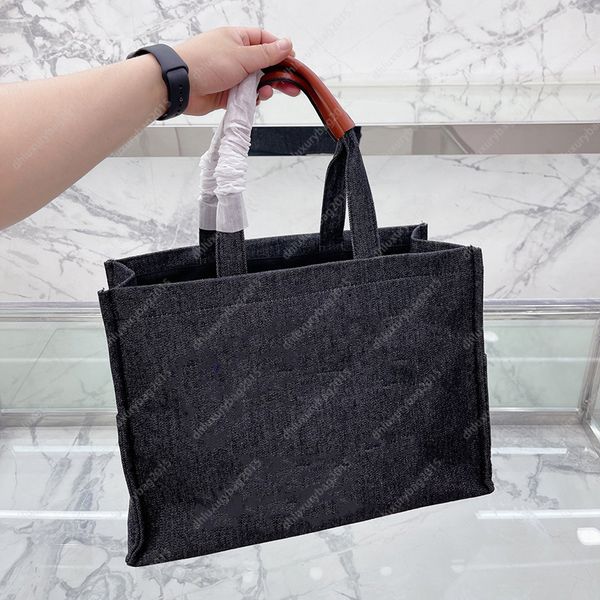 shopping women bags large capacity totes practical handbags fashion designer bag letters coin purses black vintage multi pochette tote
shopping women bags large capacity totes practical handbags fashion designer bag letters coin purses black vintage multi pochette tote