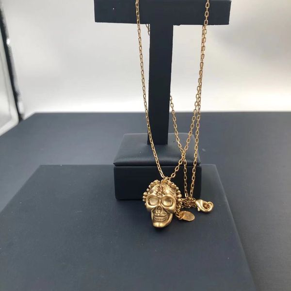 designermcqueen's classic skeleton necklace makes it look more beautiful. this is a classic hip hop accessory in rap style, Silver 
designermcqueen's classic skeleton necklace makes it look more beautiful. this is a classic hip hop accessory in rap style, Silver