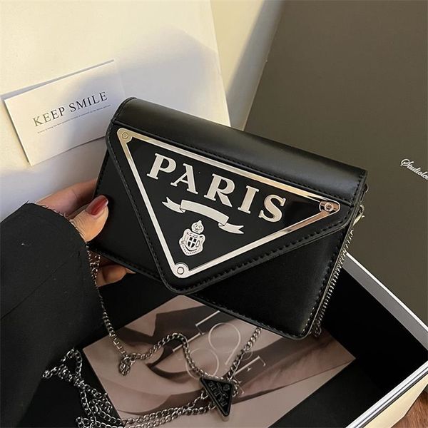 2022 factory discounts super fire black small women's autumn and winter versatile messenger high-grade texture fashion single shoulder
2022 factory discounts super fire black small women's autumn and winter versatile messenger high-grade texture fashion single shoulder