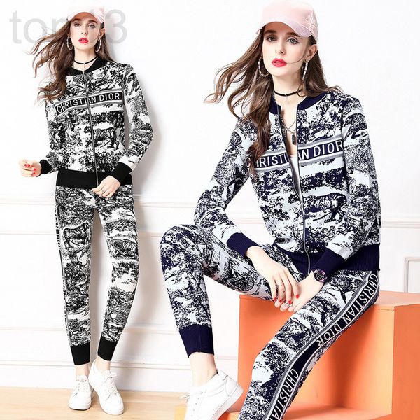 women's tracksuits designer autumn and winter leisure fashion letter pattern cardigan sweater + slim pants two-piece set mxcf, Gray
women's tracksuits designer autumn and winter leisure fashion letter pattern cardigan sweater + slim pants two-piece set mxcf, Gray