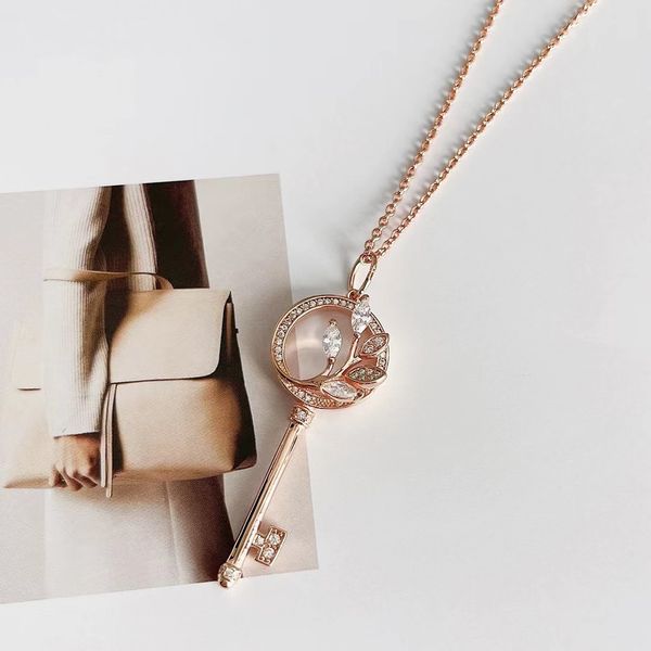 necklace gold cross pendant leaf key diamonds jewelry daily work clothes designer women couple fashion wedding party thanksgiving day silver
necklace gold cross pendant leaf key diamonds jewelry daily work clothes designer women couple fashion wedding party thanksgiving day silver